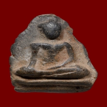 พระนางกำแพงกลีบบัว กรุวัดบรมธาตุ จ.กำแพงเพชร