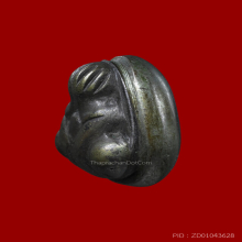 พระปิดตาหลวงพ่อทับ เนื้อเมฆสิทธิ์ พิมพ์ต้อกลางหลังเบี้ย