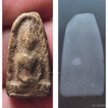 พระซุ้มกอพิมพ์กลาง