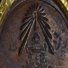 เหรียญพ่อท่านคลิ้ง หลัง ภปร. บ.จุด ปี ๒๕๒๑ สวยมากๆ