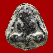 พระปิดตาพิมพ์ 2 หน้า เนื้อตะกั่วสนิมแดงลูกหว้า(ไม่ทราบที่)