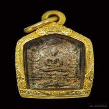 พระขุนแผนผงพรายกุมารบล็อคแรก หลวงปู่ทิม วัดละหารไร่ ปี2517