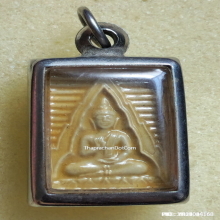 พระของขวัญ วัดปากน้ำ รุ่น 6 พระไตรปิฎก ปี 32 เคลือบเชลแล็ก