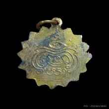 พระพุทธนากน้อย วัดประยูรฯ กรุงเทพฯ ปี2479 เนื้อเงินกะไหล่ทอง