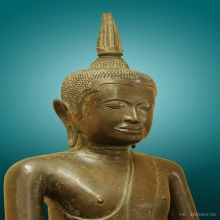 พระพุทธรูปนั่ง ศิลปะสมัยอู่ทอง ยุคต้น เนื้อสัมฤทธิ์