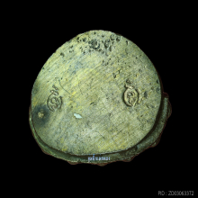 พระกริ่งหลวงพ่ออุตตมะรุ่นแรกปี2521 เนื้อนวะโลหะ