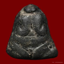 พระปิดตาเนื้อดินผสมผงใบลาน เก่าไม่ทราบที่ครับ