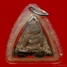 พระพิจิตรเม็ดข้าวเม่า ชินเขียว 3 องค์ พร้อมนางเนื้อดิน