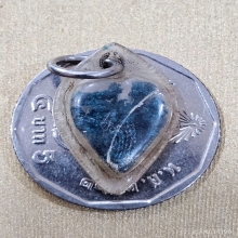 สีผึ้งเขียว​ หลวงพ่อทาบ​ วัดกระบกขึ้นผึ้ง​ ระยอง