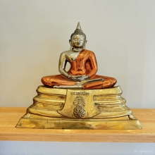 พระบูชาหลวงพ่อโสธร ภปร. ปี 2544 ขนาด 12 นิ้วหายาก