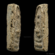 พระกรุเจดีย์เล็กพิมพ์เจดีย์ข้างช่อดอกไม้