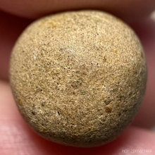 ลูกอมเนื้อน้ำตาลหลวงพ่อสงวน วัดไผ่พันมือ จ.สุพรรณบุรี