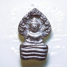 พระปรกใบมะขาม หลวงพ่อคูณ วัดบ้านไร่ ปี 37 เนื้อเงิน