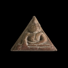 พระนางพญา หลวงปู่โต๊ะ วัดประดู่ฉิมพลี พิมพ์สังฆาฏิ ปี 2472