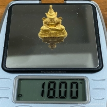 พระทองคำ พระแก้วมรกต  (ทองคำพ่นทราย) วาระ ๖๔ ปี กรมสรรพสามิต