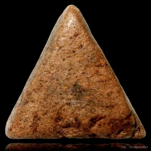 นางพญากรุวัดสุดสวาสดิ์ พิมพ์เข่าตรง หายาก