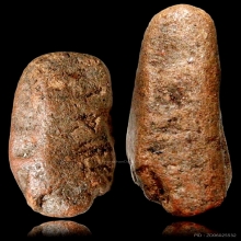 นางพญากรุวัดสุดสวาสดิ์ พิมพ์เข่าตรง หายาก