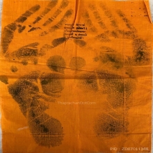 ผ้ารอยมือรอยเท้าพ่อท่านเกลื่อม