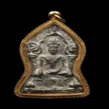 พระยอดขุนพล เสมาตัด จ.กำแพงเพชร เลี่ยมทอง