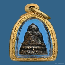 หลวงพ่อกึ๋น