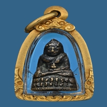 หลวงพ่อกึ๋น