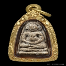 พระเพชรกลับ ท่านเจ้าคุณทักษิณคณิสร วัดอินทาราม 