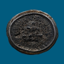 พระผงคลุกรักเก่า พิมพ์พระพุทธ เลี่ยมเงินโบราณ