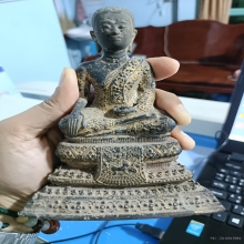  พระบูชารัตนะพิมพ์พระมาลัย 6 นิ้วนิดๆ 