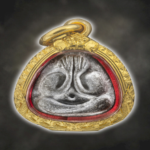 หลวงปู่โต๊ะ พระปิดตามหาเสน่ห์ เนื้อใบลาน สวยมาก