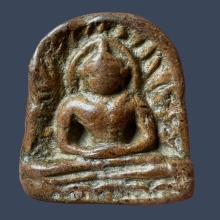 พระซุ้มกอพิมพ์ใหญ่มีลายกนก