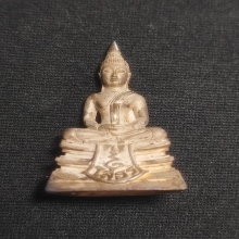 หลวงพ่อโสธร 80 ปี กรมตำรวจ เนื้อเงินขัดเงาพ่นทราย 