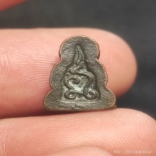 ปิดตาข้าวตอกแตก หลวงปู่โต๊ะ หลังยันต์นะ