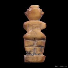 “กุมารในตำนานตัวจริง”หลวงพ่อกวย โฆษิตาราม เนื้องาแกะ