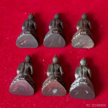 พระชัยวัฒน์ ที่ระลึก 90 พรรษา สมเด็จย่า ปี 2533 เนื้อนวโลหะ