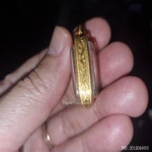 ตลับทองใส่หลวงปู่ศุขหรัอหลังฆ้อน