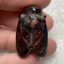 แมลงภู่คำพม่า-ไทยใหญ่ เนื้อไม้มงคลแกะจุ่มรัก (ไม่อุดปรอท)