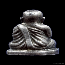 หลวงพ่อเงินรุ่นช้างคู่เนื้อเงินวัดท้ายน้ำ