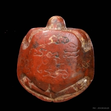 พญาเต่าเรือนหินสบู่ขนาดห้อยคอหลวงพ่อสนิท