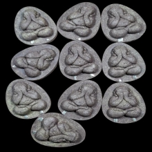 พระปิดตาหลวงปู่หงษ์พรหมปัญโญ