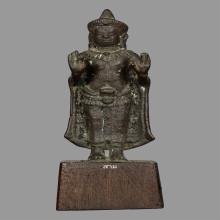 พระยืนสมัยลพบุรี บัตรสมาคม