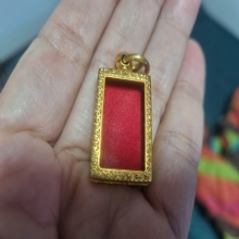 ตลับทองใส่ลป.ศุขหรือหลังฆ้อน