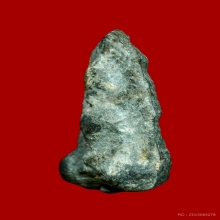 พระร่วงนั่ง หลังลายผ้า ชินเงินปรอทขาว กรุวัดพระศรี จ.ลพบุรี 