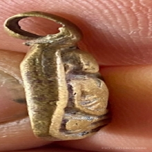 หลวงพ่อเงิน จอบเล็กพิมพ์แข้งติด