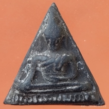 พระนางพญา ลพ.กวย เนื้อดิน + เนื้อผงใบลาน 