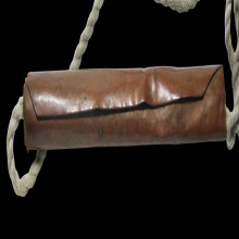 ตะกรุดหลวงพ่อเดิม  2.5 นิ้ว เชือกเก่าเดิม 