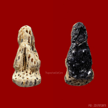 พระปิดตาพิมพ์จิ๋วหลวงปู่ยิ้มฯแกะจากเนื้อไม้บาตรหลวงปู่ยิ้มฯ