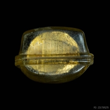 พระกริ่งหลวงพ่อพระใส รุ่นเอนเล็ก กะไหล่ทอง พลอยสีฟ้านิยม