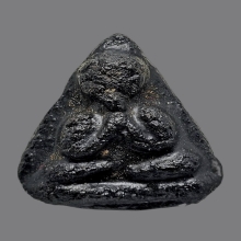 พระปิดตารุ่นแรก หลวงปู่เหรียญ วัดหนองบัว ปี2481