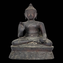 พระพุทธรูปศิลปะขนมต้ม