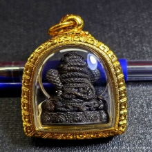 พระปิดตาพังพะกาฬ  รุ่นหลักเมือง ปี 25 49 เจริญโภคทรัพย์